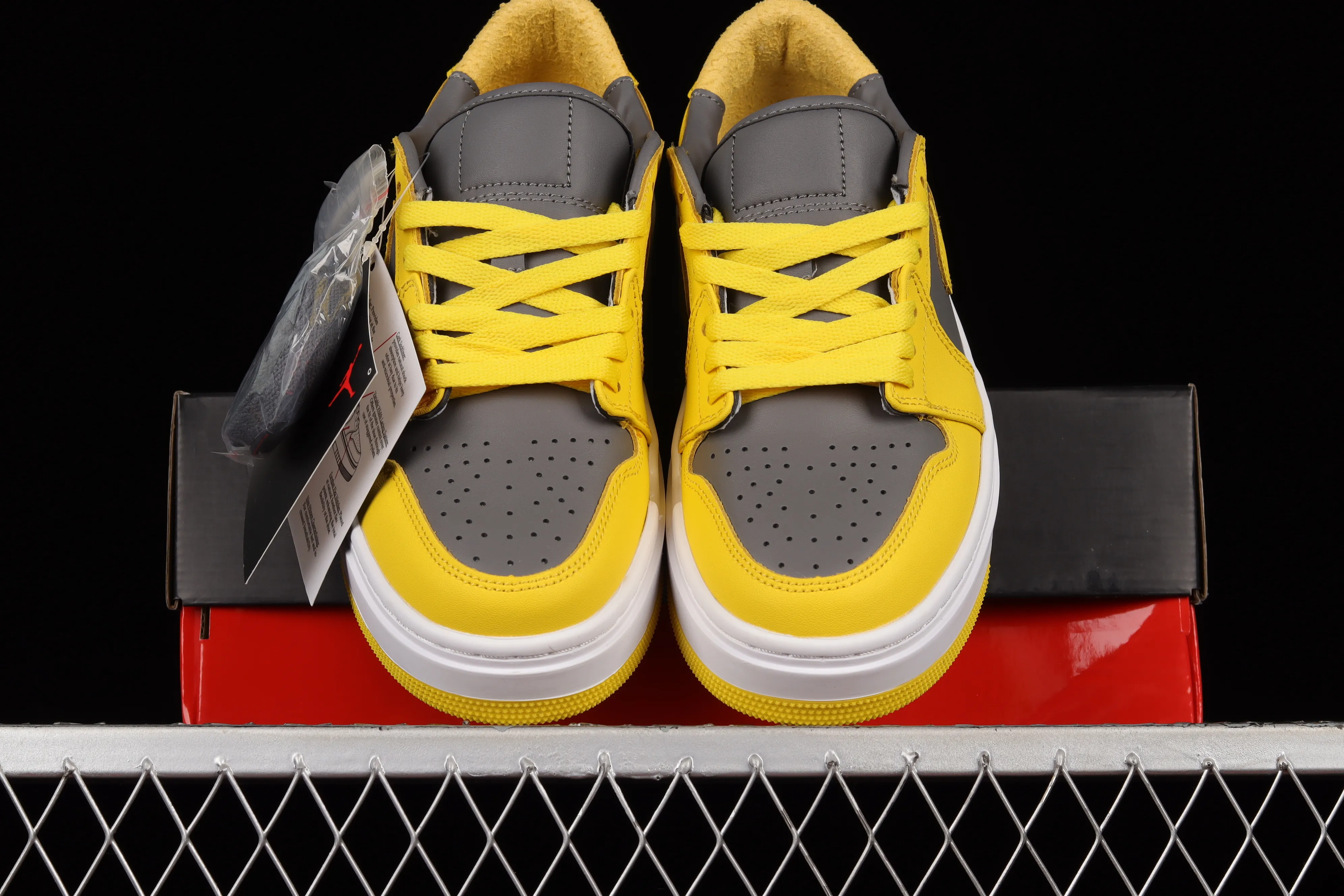 All categories Air Jordan Jordan series basketball shoes Air Jordan 1 Low Air Jordan 1 Elevate Low SE "Wolf Grey" Little AJ thick-soled retro basketball shoes DH7004-017